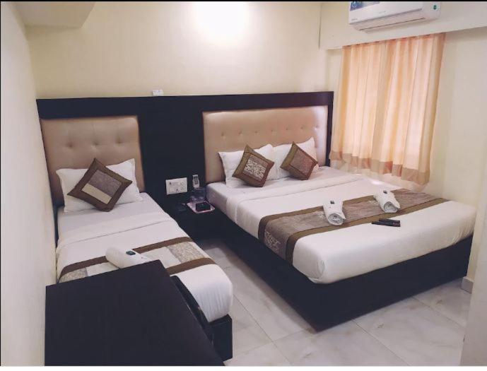 Hotel Central Park Ulhasnagar Экстерьер фото